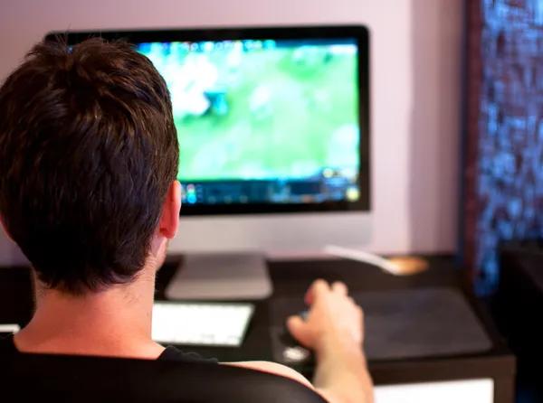 How to Gain an Edge in Games Using Cheat with proofcore